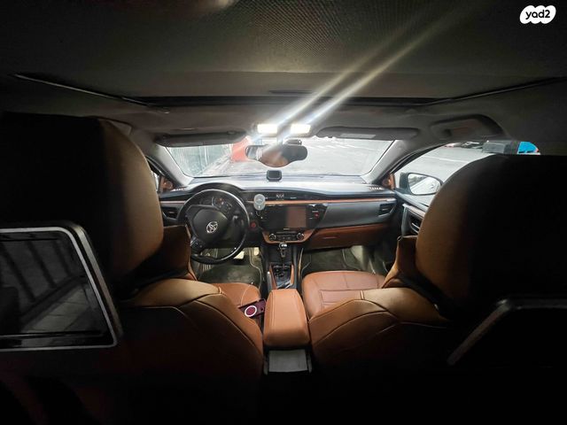 מודעת רכב טויוטה קורולה