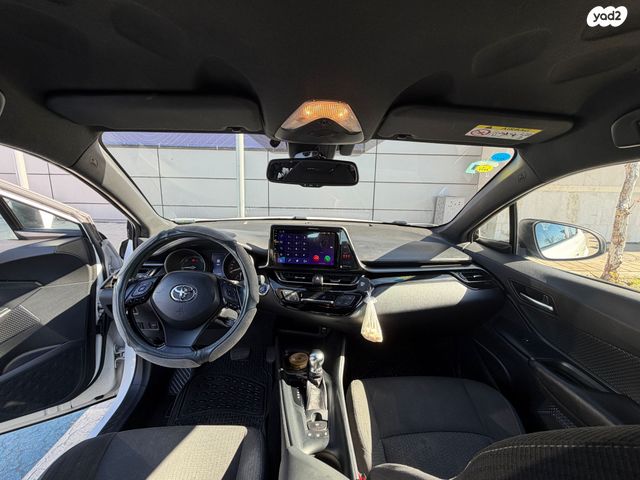 טויוטה C-HR