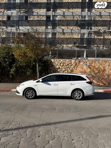 טויוטה אוריס