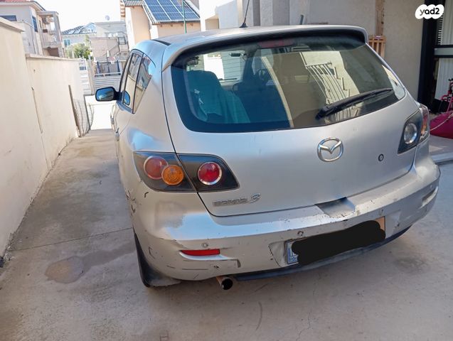 מודעת רכב מאזדה 3