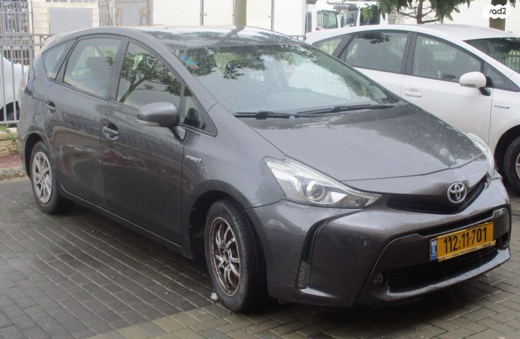 מודעת רכב טויוטה פריוס פלוס