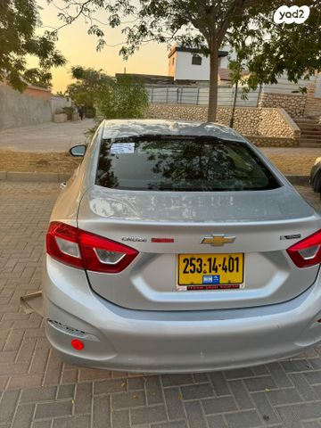 שברולט קרוז