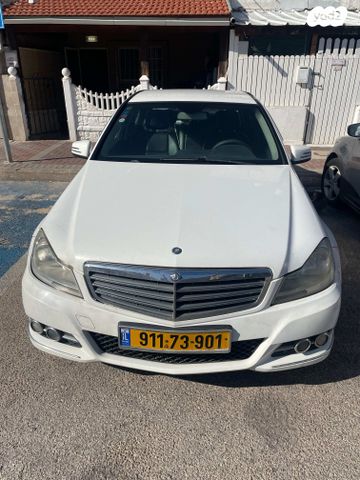 מודעת רכב מרצדס-בנץ C-class