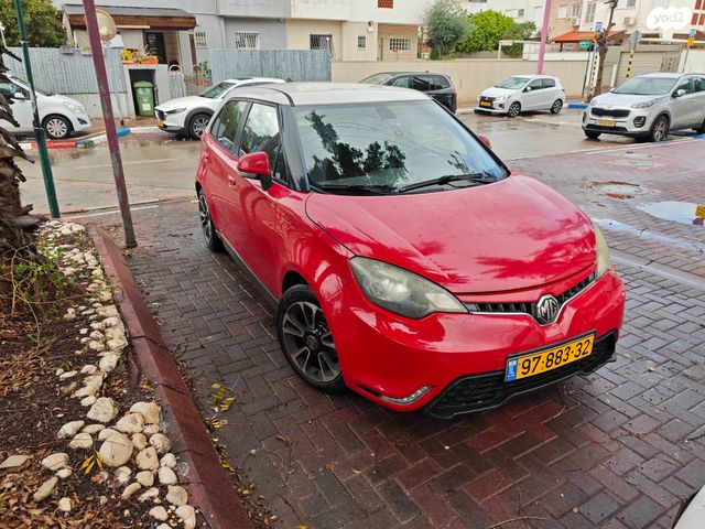 מודעת רכב אם ג'י MG3