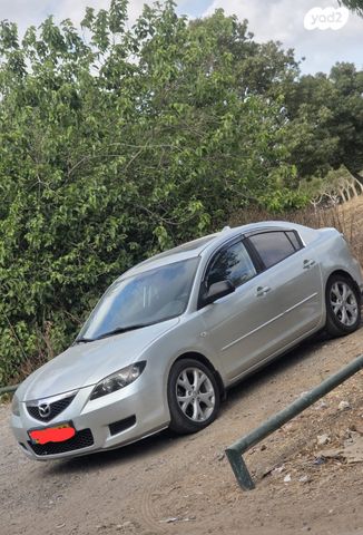 מודעת רכב מאזדה 3