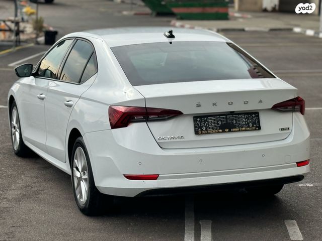 סקודה אוקטביה 