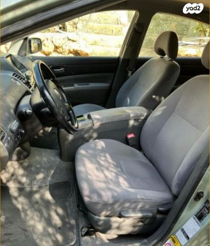 טויוטה פריוס