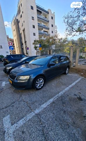 סקודה אוקטביה