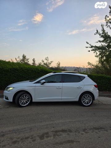 מודעת רכב סיאט לאון