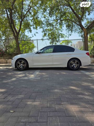 מודעת רכב ב מ וו סדרה 3