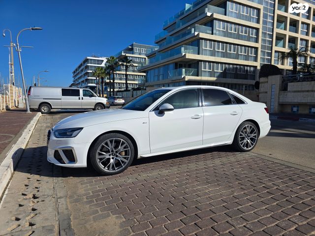 מודעת רכב אאודי A4