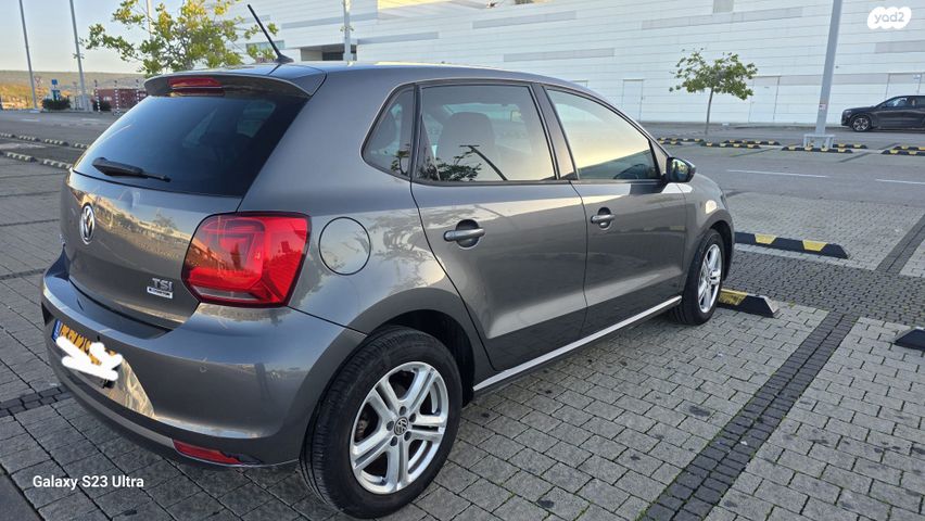 פולקסווגן פולו 