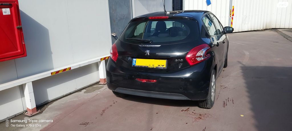 מודעת רכב פיג'ו 208