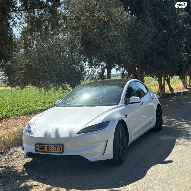מודעת רכב טסלה מודל 3