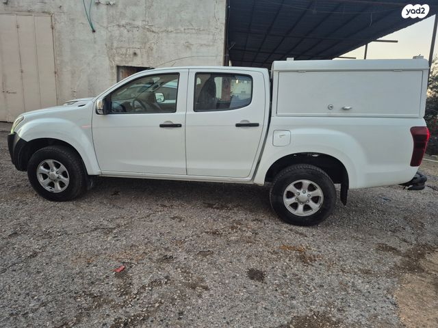 איסוזו די-מקס