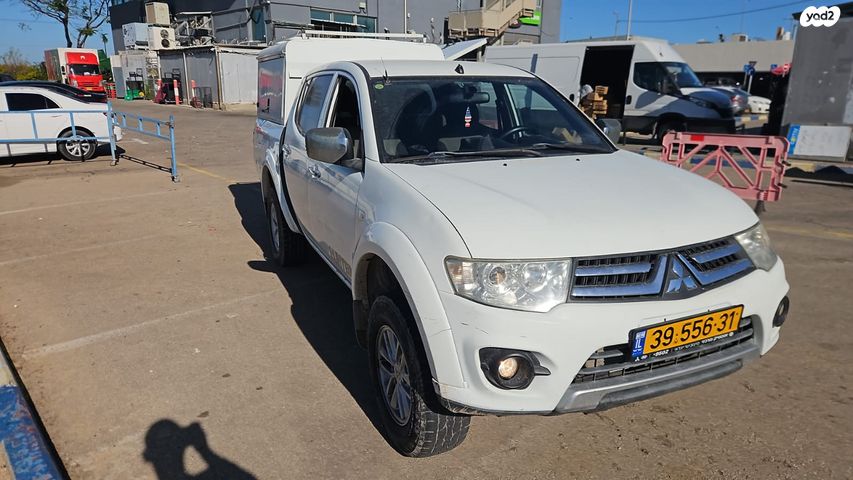 מיצובישי טרייטון / L200