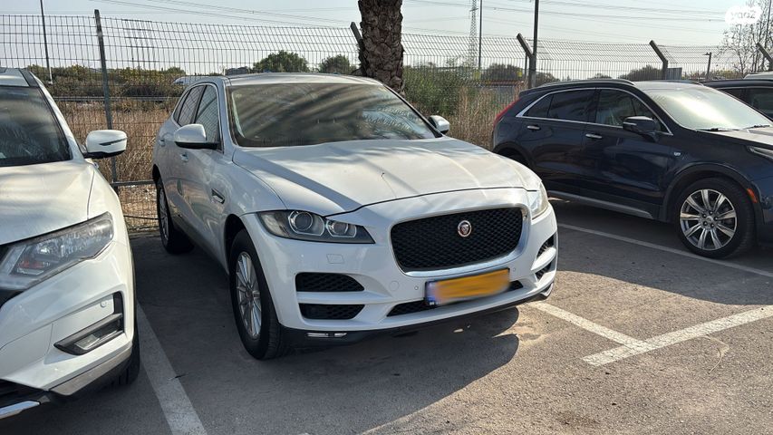 יגואר F-Pace