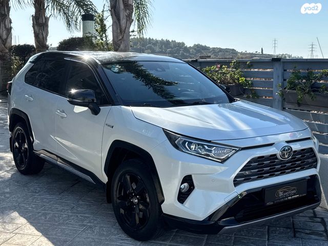 מודעת רכב טויוטה RAV4 2