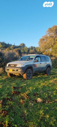 טויוטה לנד קרוזר