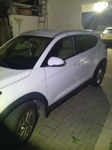 יונדאי טוסון