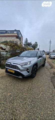 מודעת רכב טויוטה RAV4