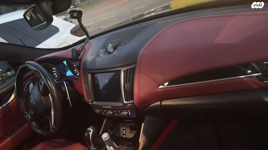 מודעת רכב מזראטי לבנטה 