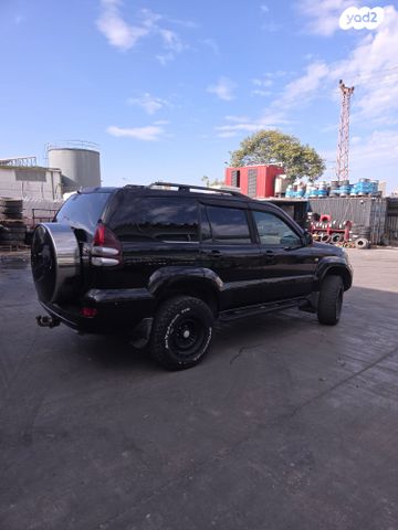 טויוטה לנד קרוזר