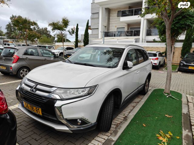 מיצובישי אאוטלנדר