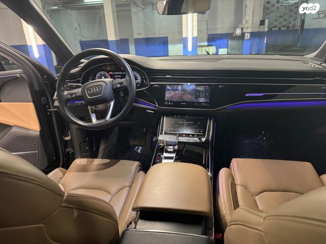 מודעת רכב אאודי Q7