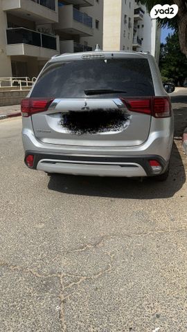 מיצובישי אאוטלנדר