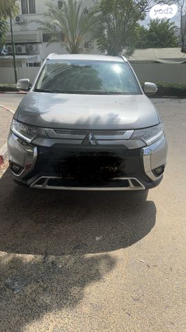 מיצובישי אאוטלנדר