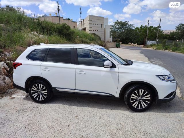 מודעת רכב מיצובישי אאוטלנדר