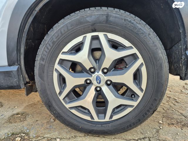 סובארו פורסטר