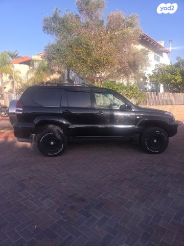 טויוטה לנד קרוזר