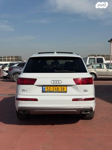 מודעת רכב אאודי Q7 2