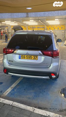 מיצובישי אאוטלנדר