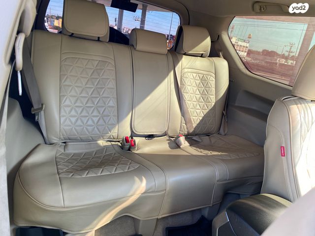 טויוטה לנד קרוזר