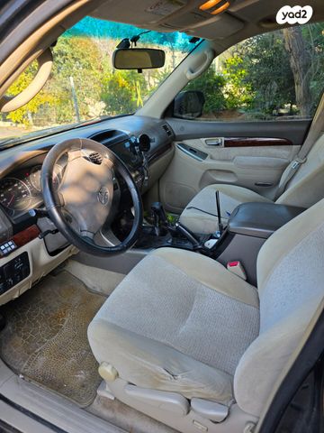 מודעת רכב טויוטה לנד קרוזר