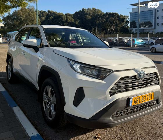 מודעת רכב טויוטה RAV4