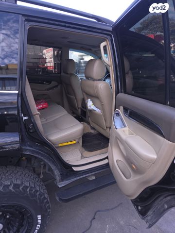 טויוטה לנד קרוזר