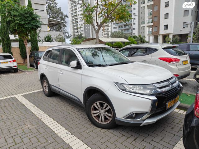 מיצובישי אאוטלנדר