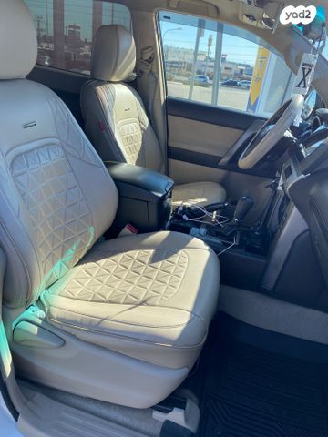 טויוטה לנד קרוזר