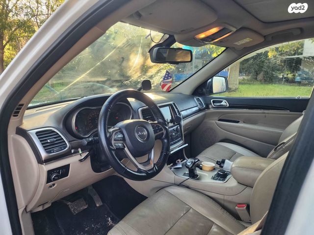 מודעת רכב ג'יפ גרנד צ'ירוקי