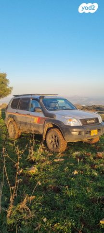 מודעת רכב טויוטה לנד קרוזר