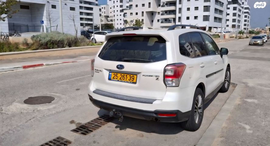 סובארו פורסטר