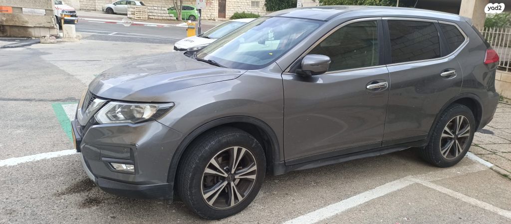 ניסאן אקס טרייל