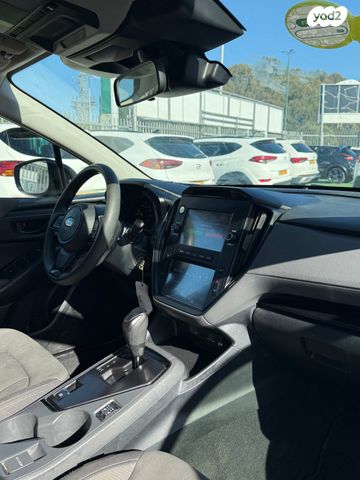 סובארו קרוסטרק