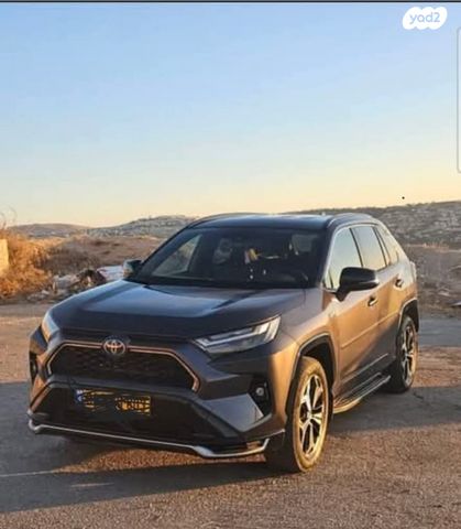 מודעת רכב טויוטה RAV4