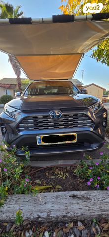 טויוטה RAV4
