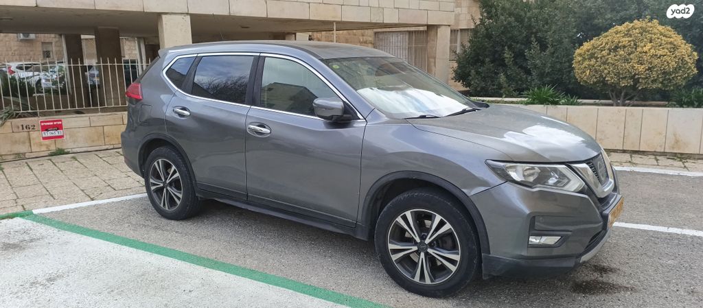 ניסאן אקס טרייל